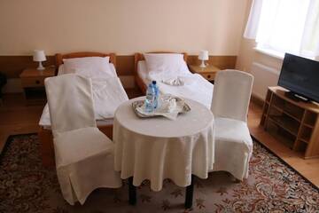 Фото номера Большой двухместный номер с 1 кроватью Отель Hotel Polonia г. Хойнице 4